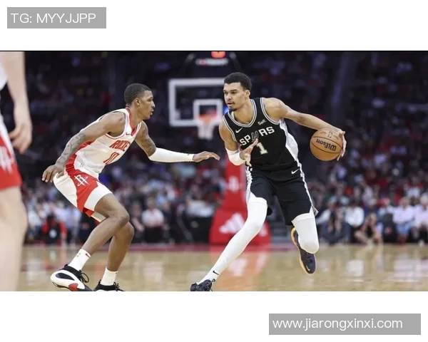 火箭与马刺2018季前赛精彩回放全景分析与比赛亮点解读